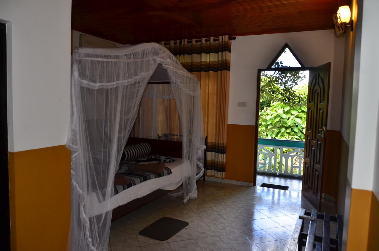 The Lion Rock Hotel Sigiriya Exterior photo